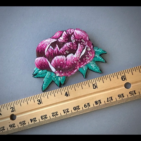 Flower brooch - Picture 5 of 6